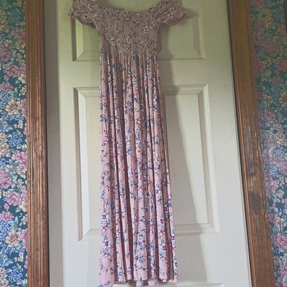 Aeropostale Maxi Dress - Picture 3 of 4